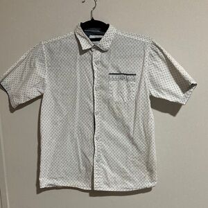 Men's Casual White and Gray Patterned Button Down Shirt